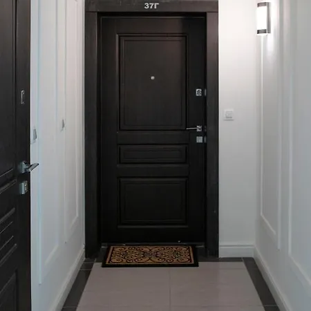 Mali Apartment