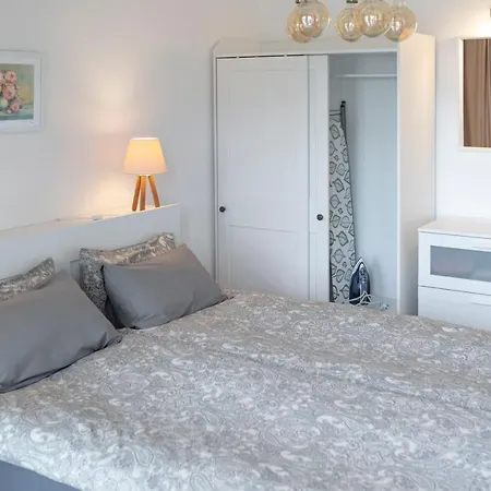 Apartment Mali *